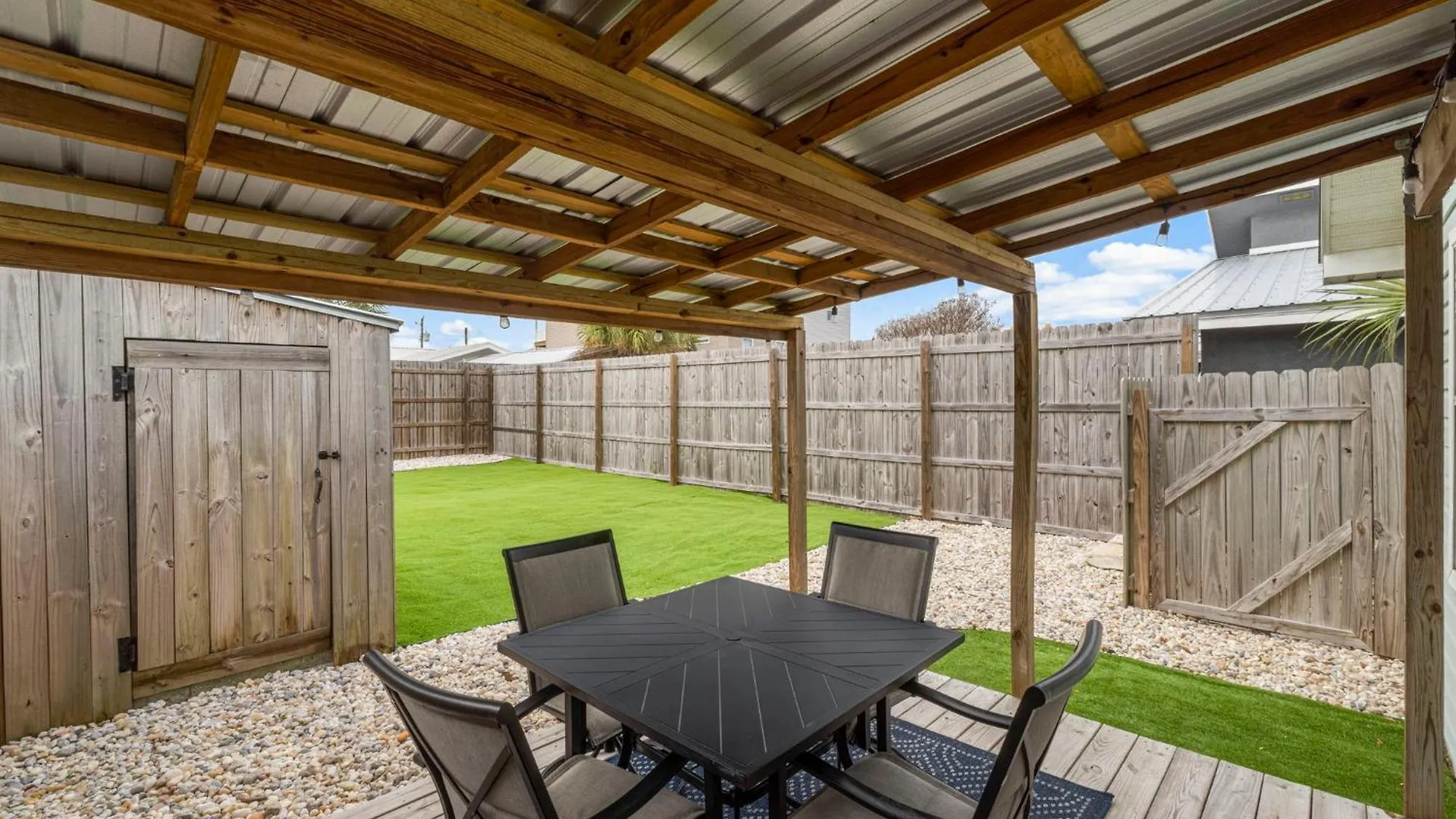 Blue & Red Neptune By Nautical Properties Vacation Rentals Panama City Beach 0*,  United States